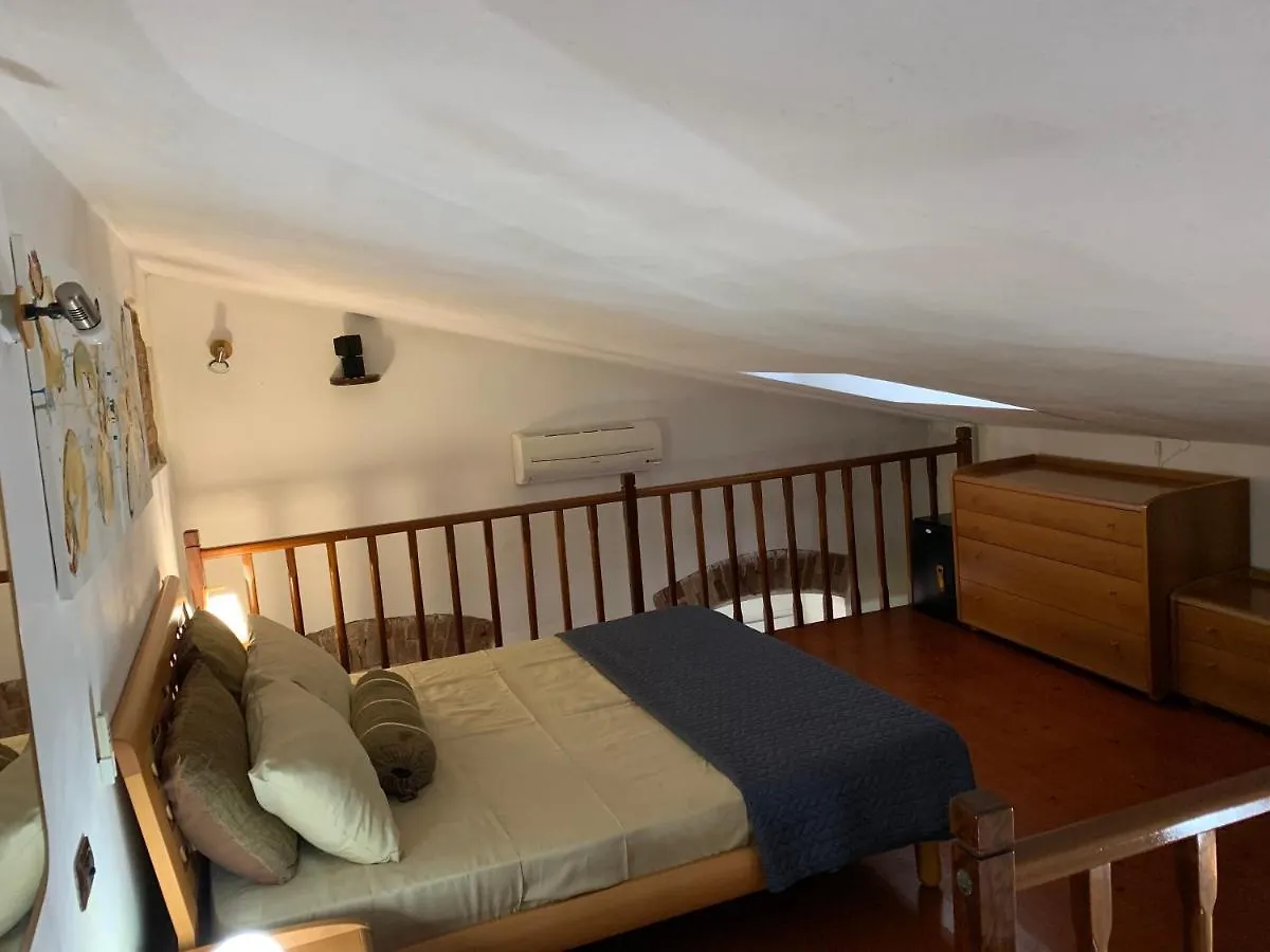 Appartamento Luxuria 3 Iglesias 0*,  Italia